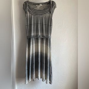 Summer dress, work/casual, stretchy fabric, Max Studio, rayon/spandex, L/runs M